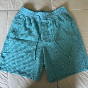 Mens Lululemon at ease shorts